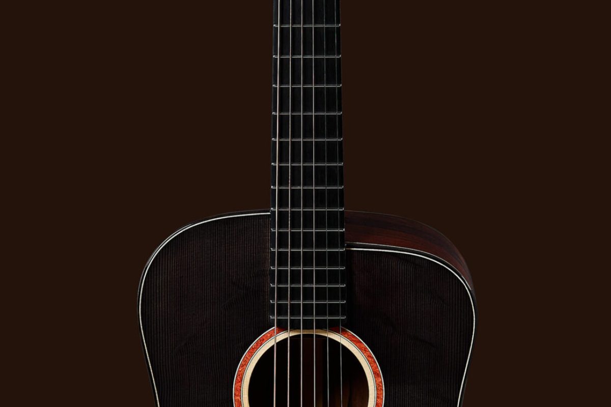 Product Image of Thom Orgler Guitars - Latemar Model, front